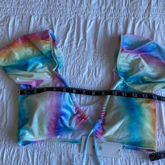 Quint Soul two piece bikini bathing suit w bolero style top tie closure. Medium - Picture 9 of 17